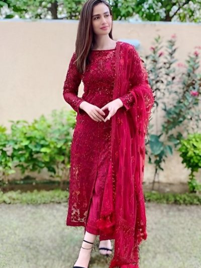 Heavy Embroidered Maroon Net Formal Wedding Dress Net Embroidery Dupatta With Trouser (ST163)