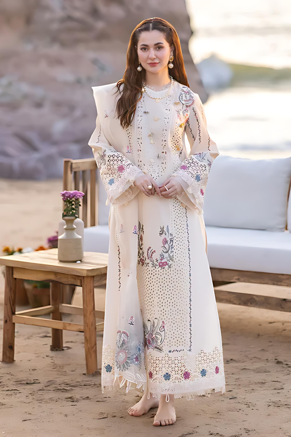 Qalamkar Lawn Heavy Headskip Booring Embroidry Dress Digital Printe Diamond Dupatta 3 Pec Suit (Unstitched) (ST113)