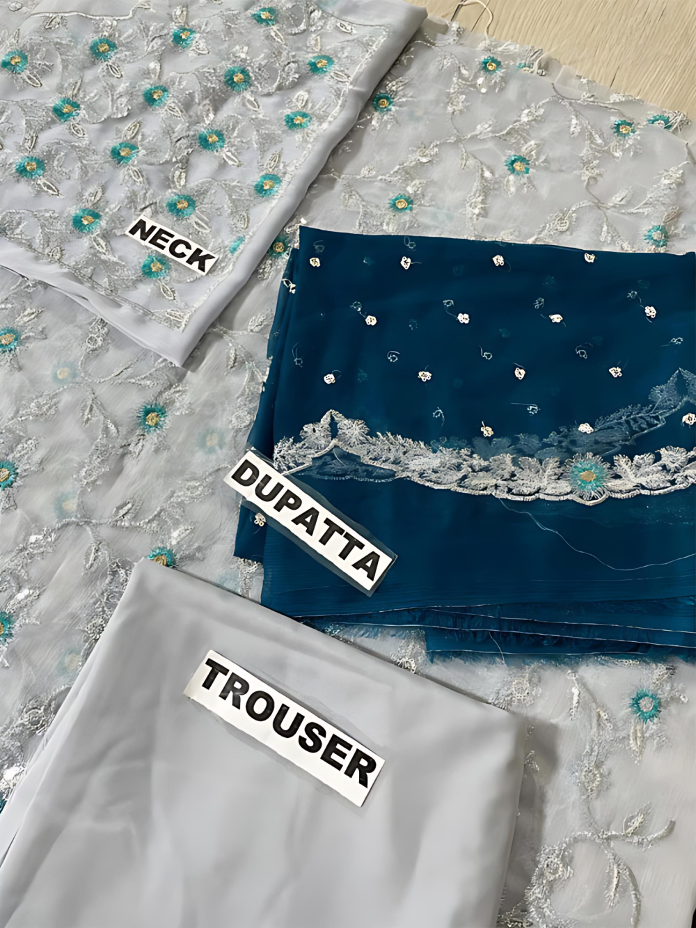 Elegant Chiffon Wedding Heavy Embroidered Dress Chiffon Heavy Emroidery Dupatta 3 Pec Suit UnStitched (ST116) - Image 4