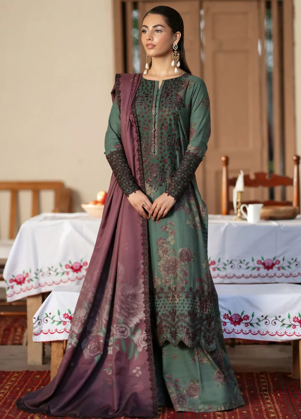 Luxurious Heavy Embroidered Lawn Dress Chicken Kari Bunches Chiffon Dupatta (Unstitched) (ST256)