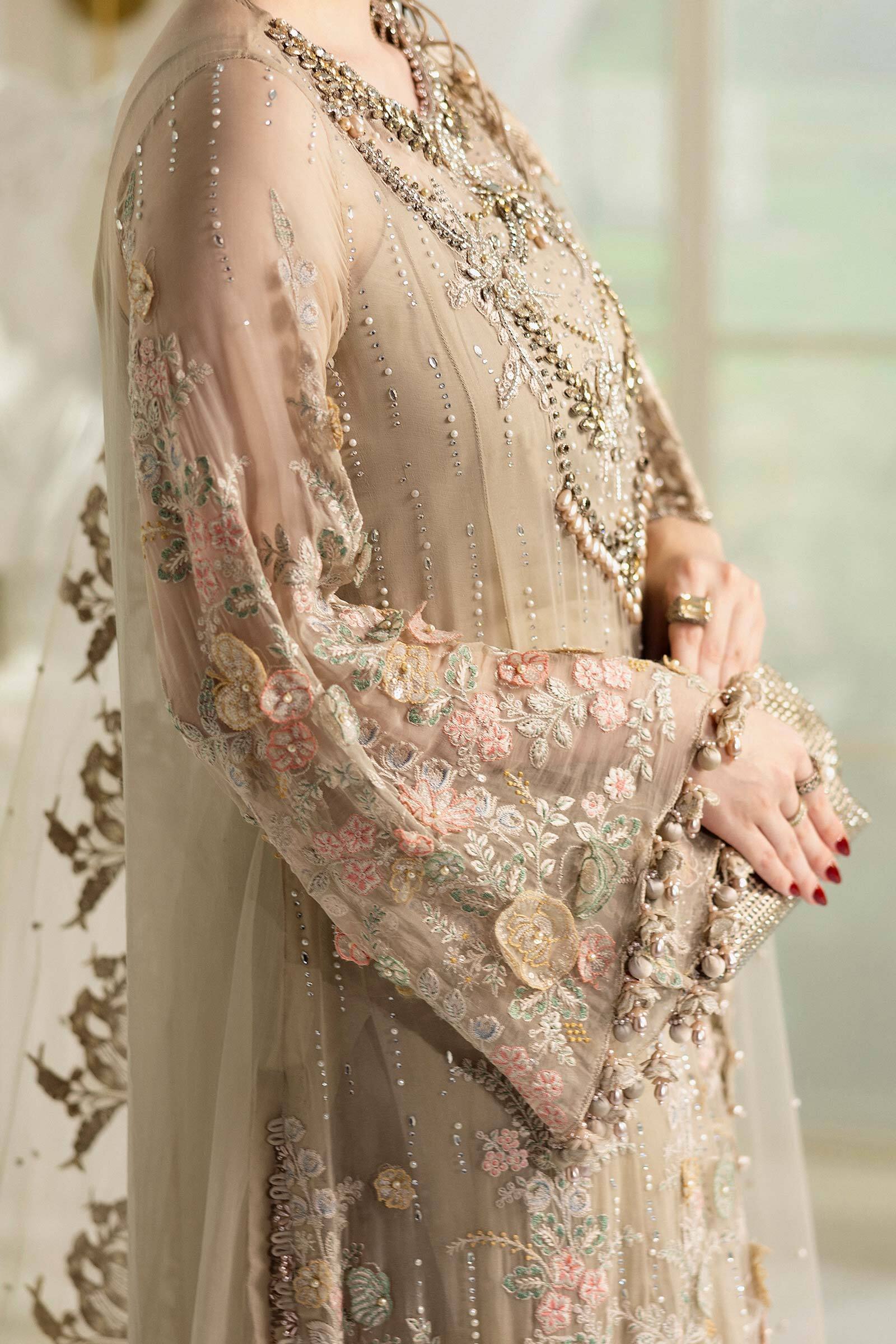Chiffon Latest Collection 3D Handwork Heavy Embroidered Wedding Dress (Unstitched) (ST316) - Image 3