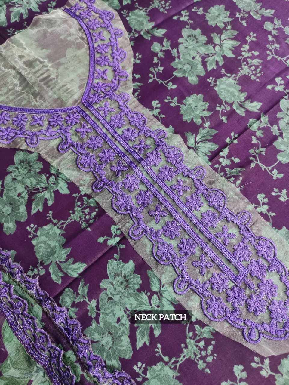 All-Over Printed Embroidered Lawn Dress with 4-Sided Embroidered Chiffon Dupatta (Unstitched) (ST406) - Image 3